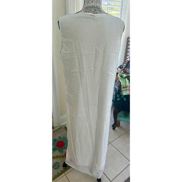 Cabana Life White Side Slit Maxi Dress - Picture 4 of 11